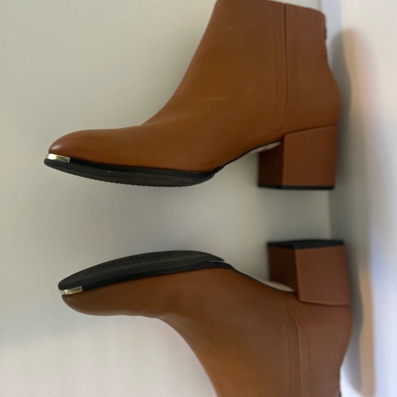COLE HAAN Women Tan Grand Ambition Leather Bootie Size 10 - Picture 6 of 11